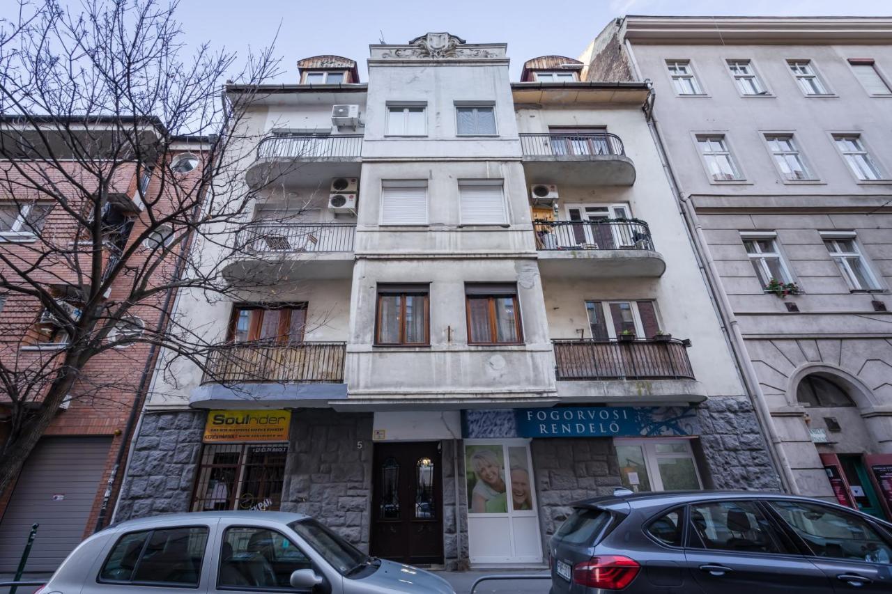 Bpr Blue Paradise Apartment With A/C Budapest Kültér fotó